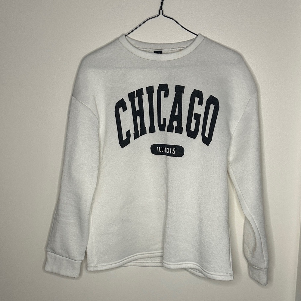 SHEIN White Chicago Print Sweatshirt